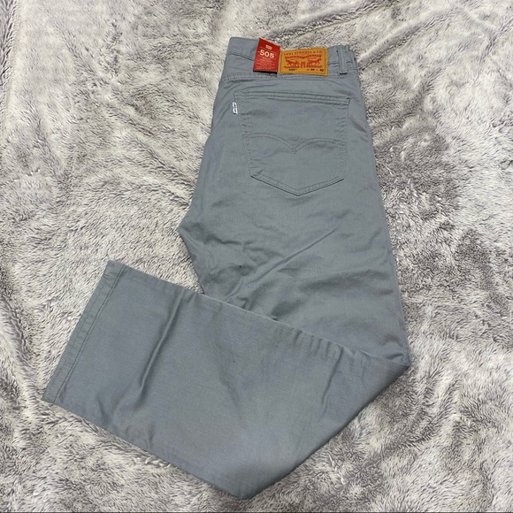 Levi's Regular Fit 505 Jeans - Picture 3 of 6